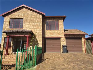 3 Bed Duplex in Elandspark