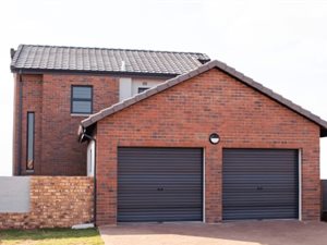 4 Bed House in Kya Sands