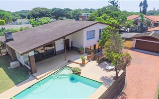 3 Bedroom House in Athlone Park