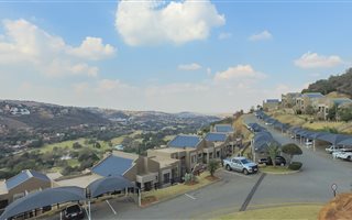 2 Bedroom Townhouse in Glenvista