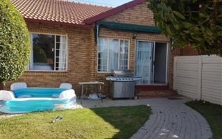 3 Bedroom Townhouse in Erasmuskloof