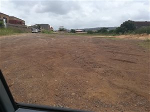 1.4 ha Land available in Ottawa