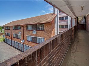 2 Bed Apartment in Three Rivers
