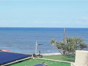 3 Bed Townhouse in Palm Beach