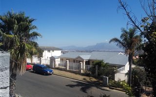 1 Bedroom Apartment in Plattekloof