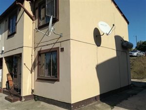 3 Bed Duplex in Longcroft