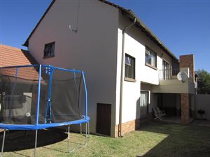 3 Bed Cluster in Kyalami