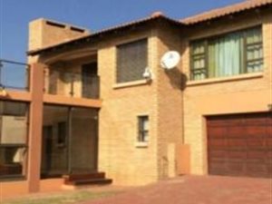 4 Bed House in Kungwini Country Estate
