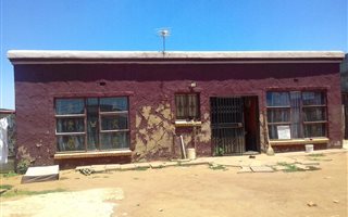 377 m² Land available in Tsakane