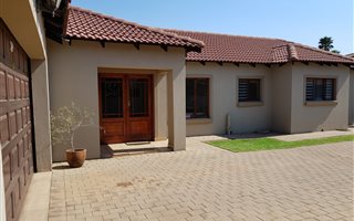 3 Bedroom House in Irene Farm Villages
