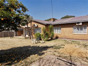 4 Bed House in Vanderbijlpark Central