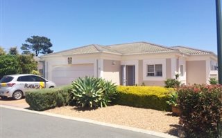 3 Bedroom House in Heritage Park
