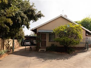 8 Bed Flat in Esther Park