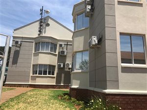 72 m² Commercial space in Bedfordview