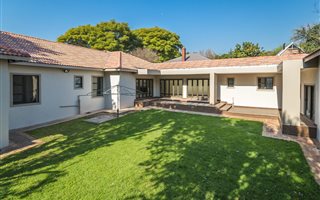 4 Bedroom House in Parkview