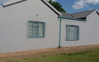 3 Bedroom House in Krugersdorp West