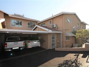 4 Bed House in Shallcross