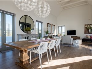 4 Bed House in Stellenbosch Central