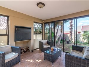 2 Bed House in North Riding