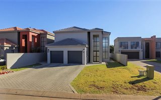 4 Bedroom Townhouse in Theresa Park