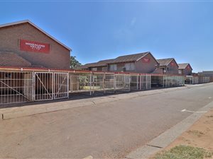 2 Bed Flat in Mindalore