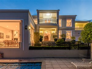 4 Bed House in Silvertree Estate
