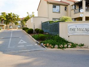 2 Bedroom Cluster in Leeuwenhof Estate