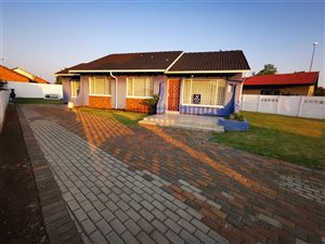 3 Bed House in Geluksdal