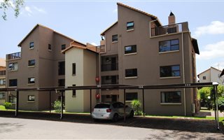 2 Bedroom Apartment in Paulshof