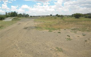 1.3 ha Land available in Kroonstad