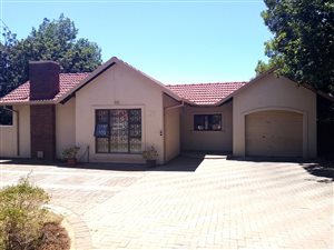 3 Bed House in Mayberry Park