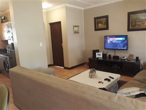 2 Bed Apartment in Lonehill