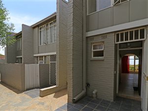 2 Bed Duplex in Florida Hills