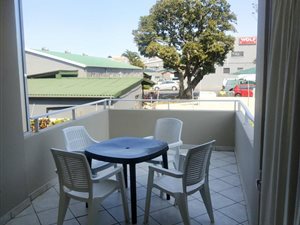 2 Bed Apartment in Uvongo