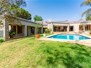 5 Bed House in Morningside Manor