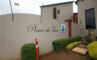 2 Bedroom Townhouse in Honeydew