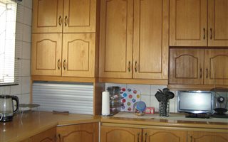 3 Bedroom House in Heidedal