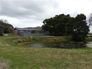 8.5 ha Farm in Pringle Bay