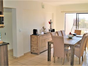 3 Bed Apartment in Barbeque Downs
