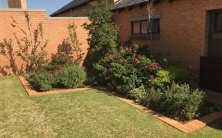2 Bedroom House in Retire at Midstream
