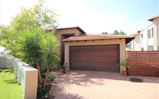5 Bedroom House in Mooikloof Gardens