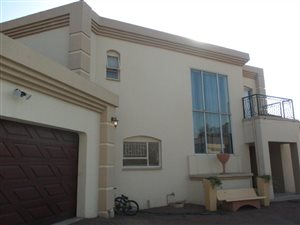 4 Bed House in Reyno Ridge