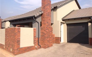 3 Bedroom House in Amberfield