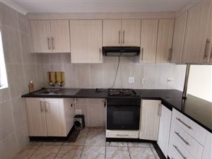 2 Bed Apartment in Veld En Vlei