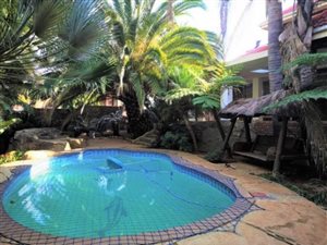 6 Bed House in Meyersdal