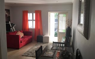 1 Bedroom Apartment in Rondebosch
