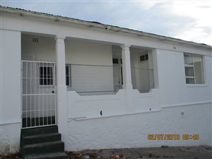 1 Bed Apartment in Port Elizabeth Central