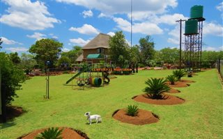 21.4 ha Farm in Boekenhoutskloof and surrounds