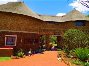 21.4 ha Farm in Boekenhoutskloof and surrounds