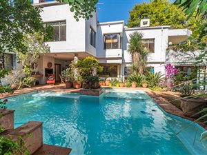 4 Bed House in Houghton Estate
